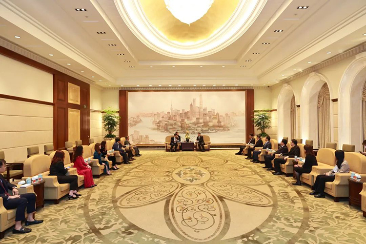 1684718206603058679.jpg 2.jpg